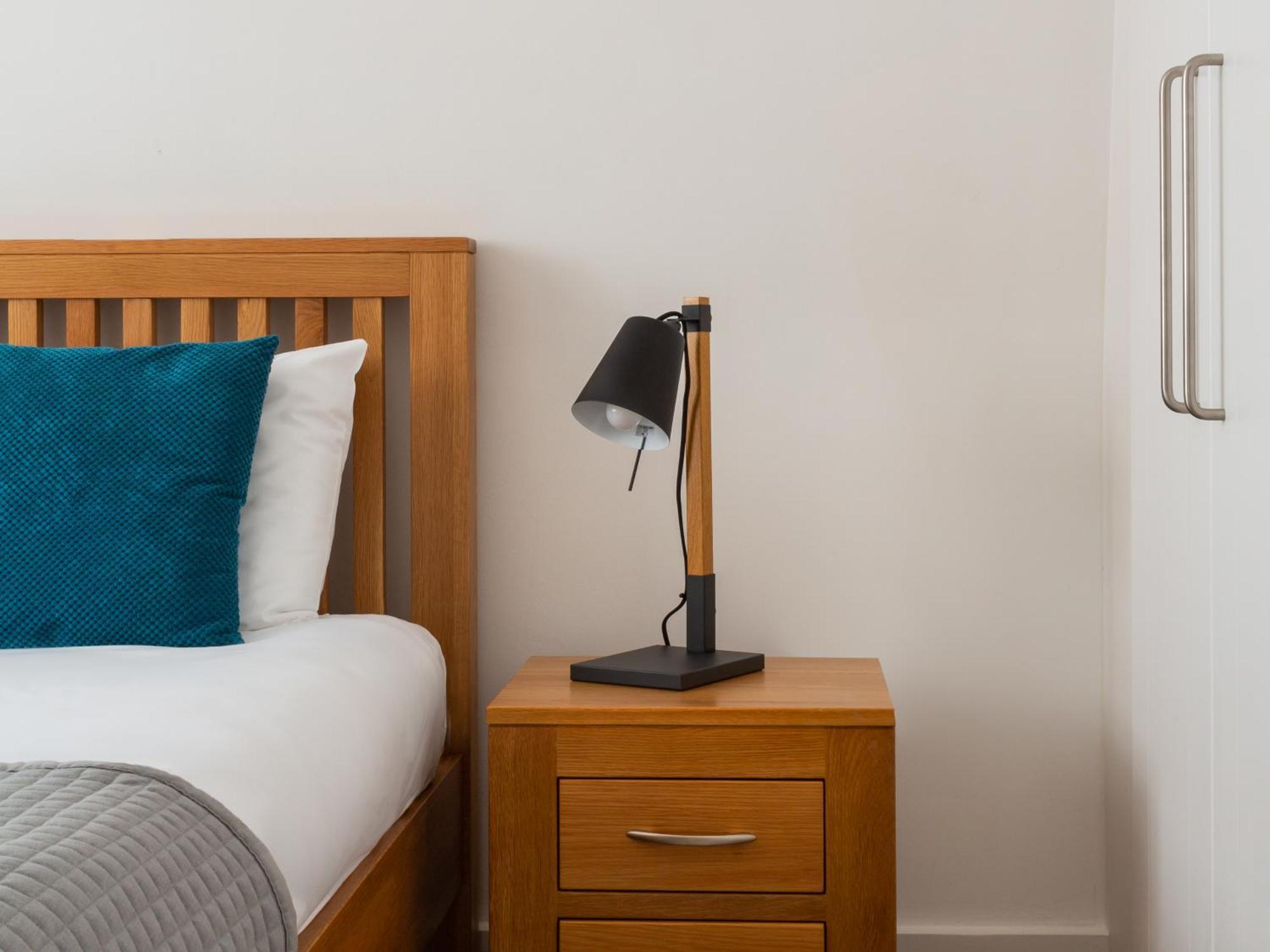 Victoria - Vincent Square By Viridian Apartments London Bagian luar foto